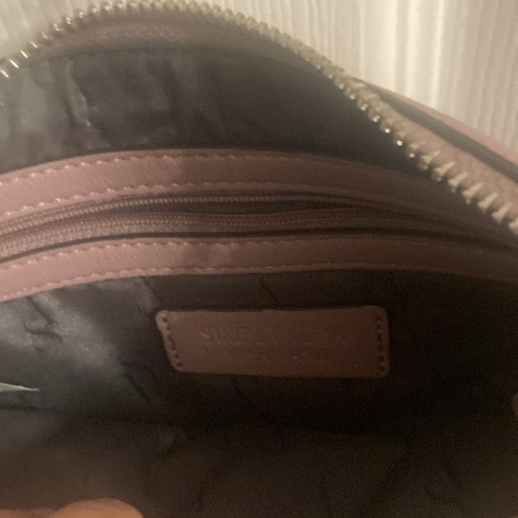 Simple Vera crossover bag - Picture 12 of 13